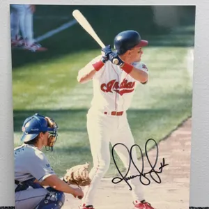 Omar Vizquel Autographed 8x10 Photo