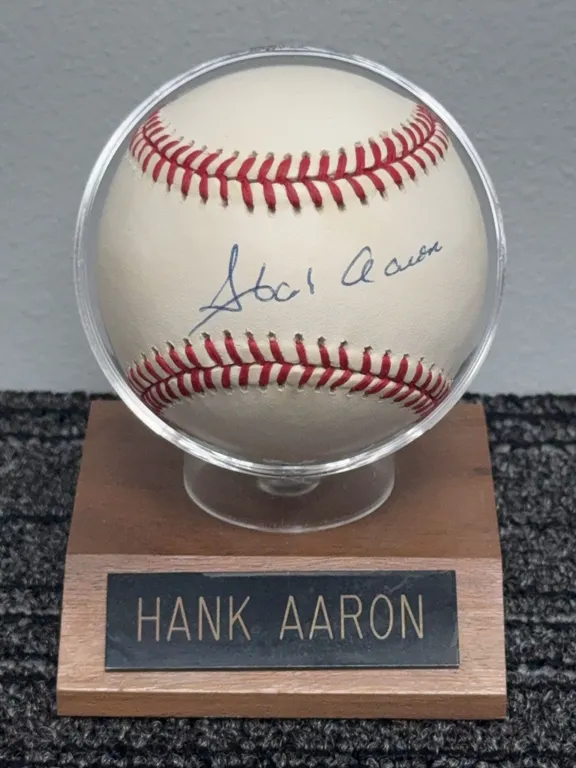 Hank Aaron Autographed Rawlings National League Baseball w/ Holder