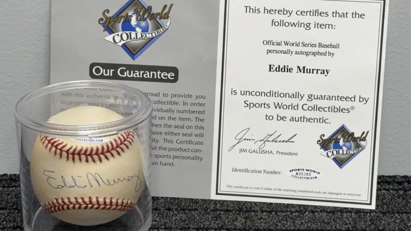 Eddie Murray Signed 1995 World Series Baseball w/ Ball Holder & COA