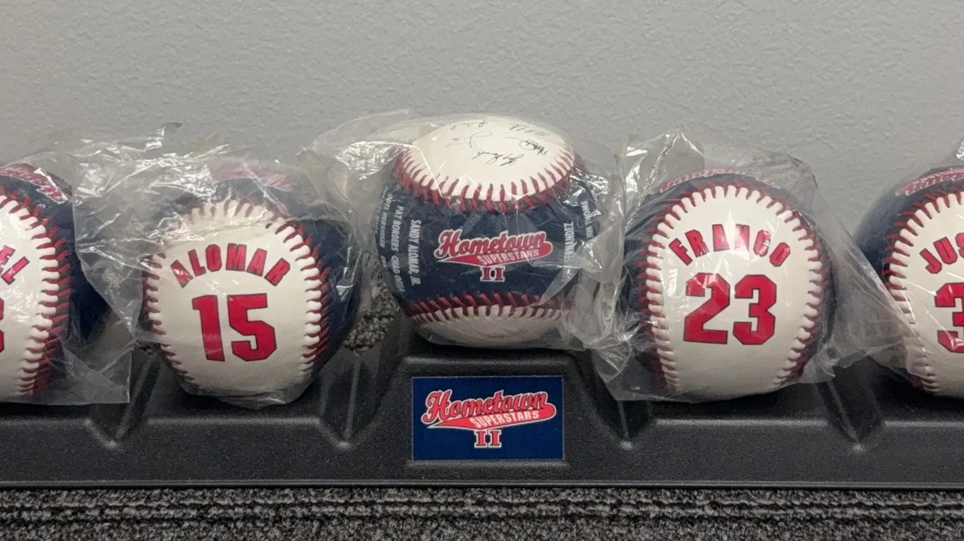 Vintage Hometown Superstars II Commemorative Baseballs w/ Stand