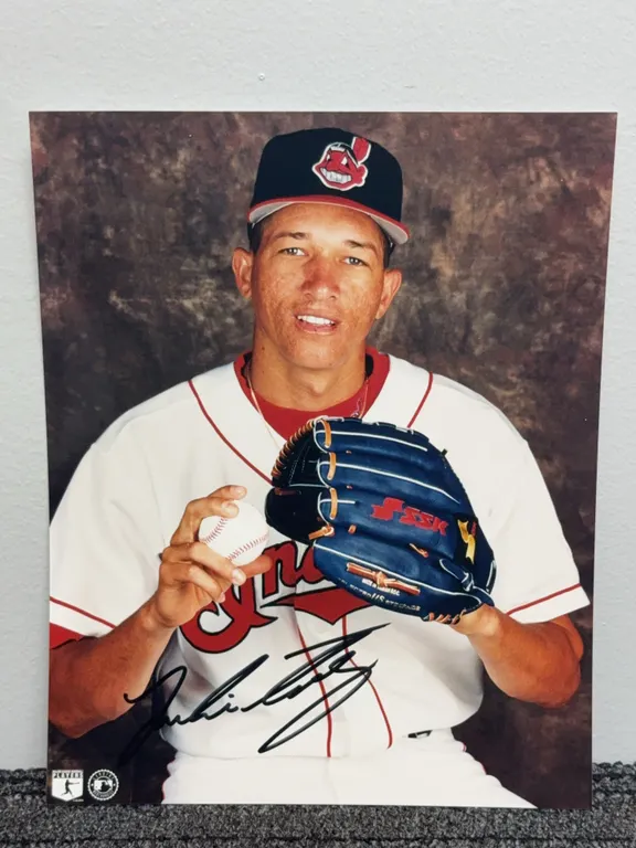 Julian Tavarez Autographed 8x10 Photo