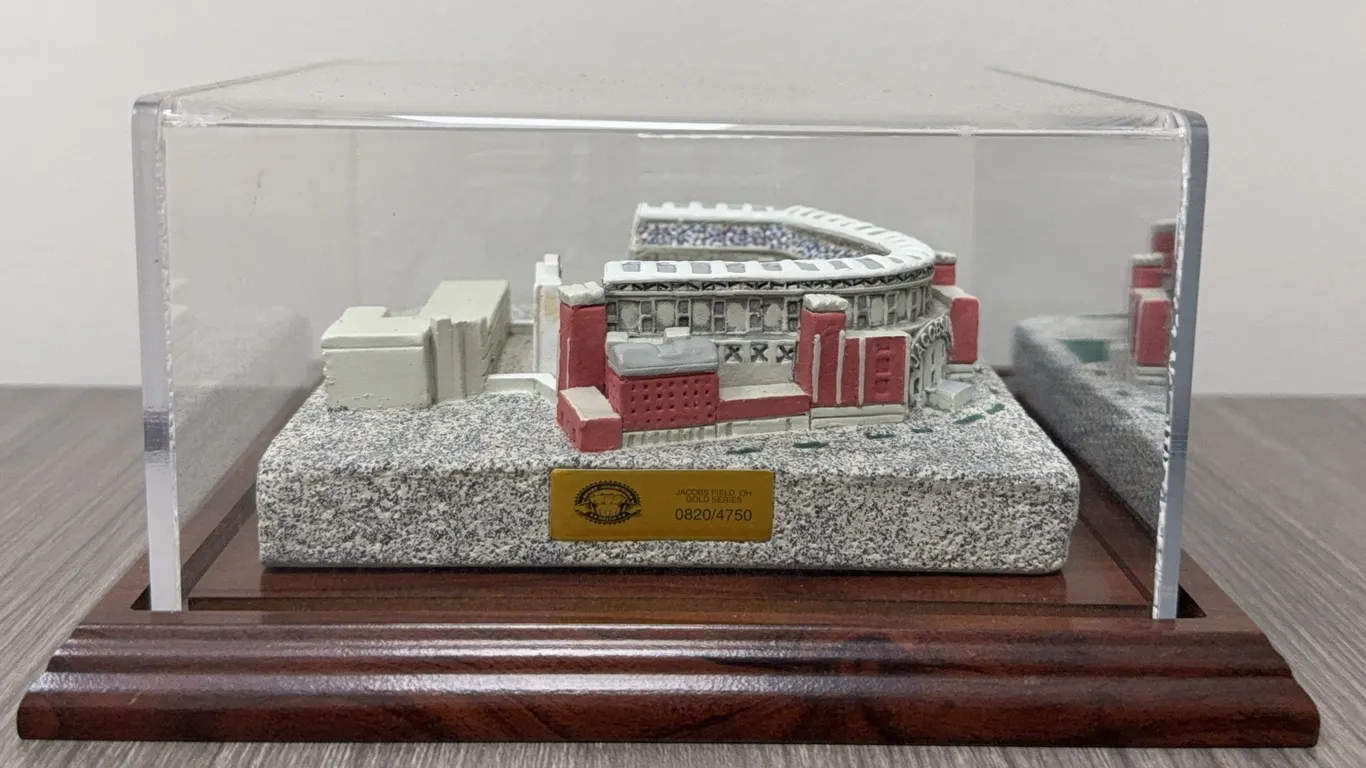 Jacobs Field Replica Stadium Gold Series w/ Case #820/4750