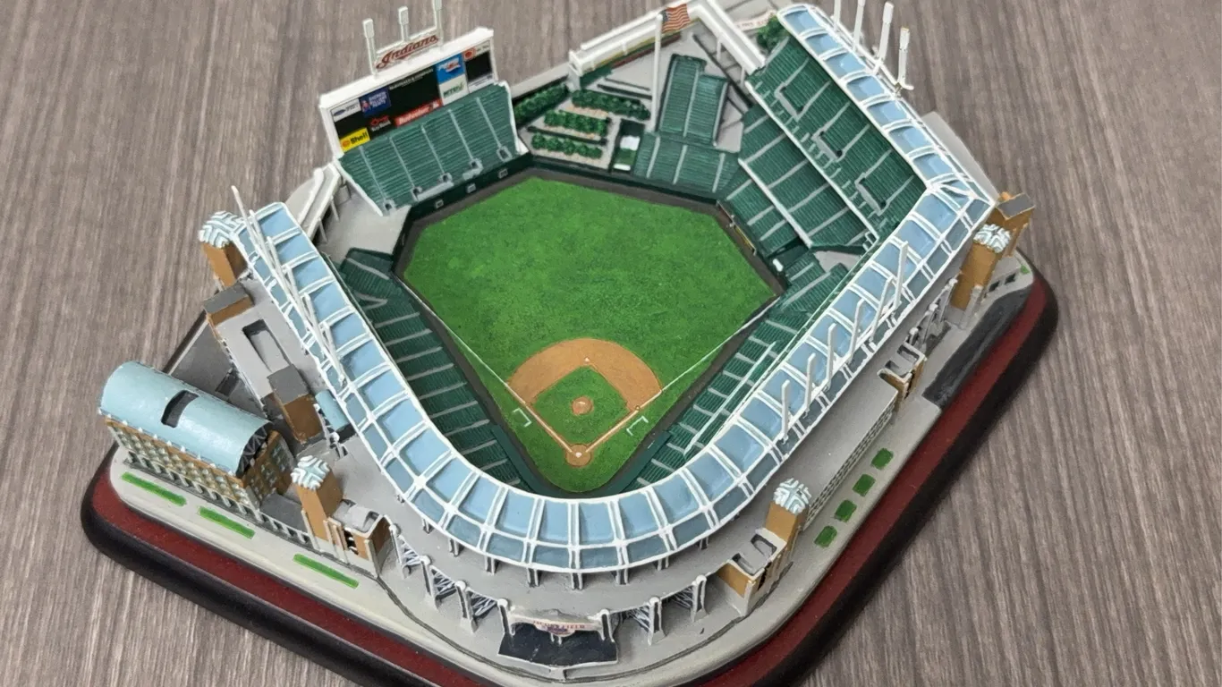 Jacobs Field Danbury Mint America's Baseball Stadium Collection Replica Stadium
