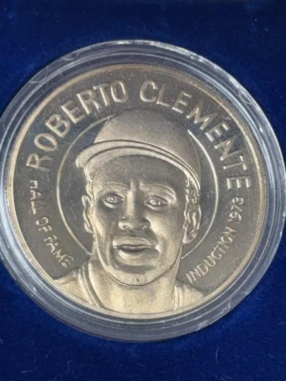 1994 Roberto Clemente 1 Dollar Republic of Liberia Coin w/ Case
