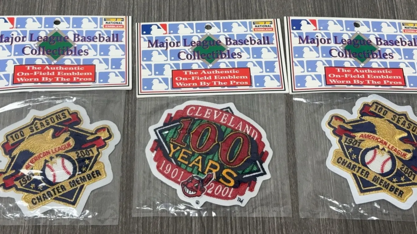 *NEW* 3 Authentic On-Field Emblem/Patch Worn By the Pros