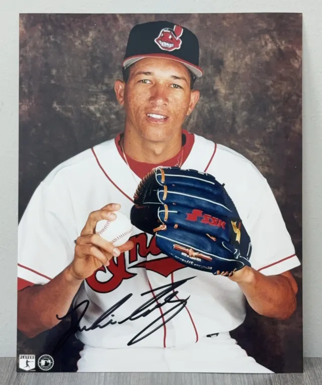 Julian Tavarez Autographed 8x10 Photo