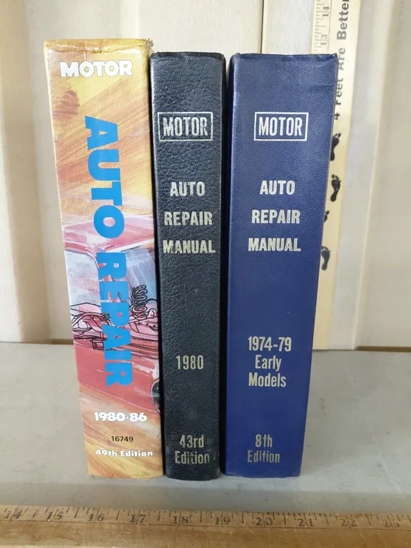 Vintage Motors Auto Repair Manual Hardback Books, 1974-1979, 1980, & 1980-86
