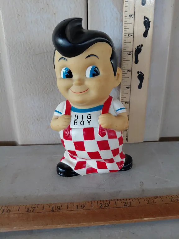 Vintage Big Boy Vinyl Bank, Missing Stopper 7.5" Tall