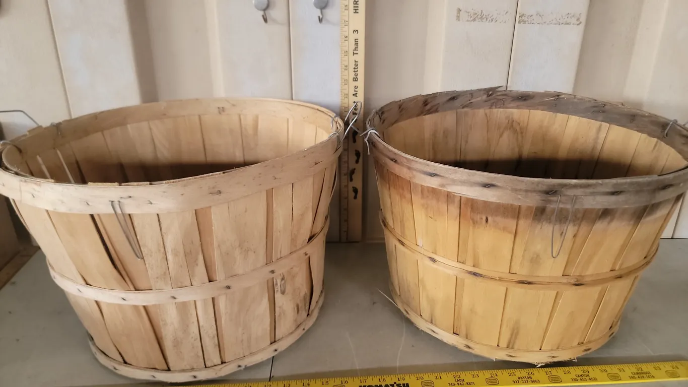 2 Bushel Baskets 18"X12"