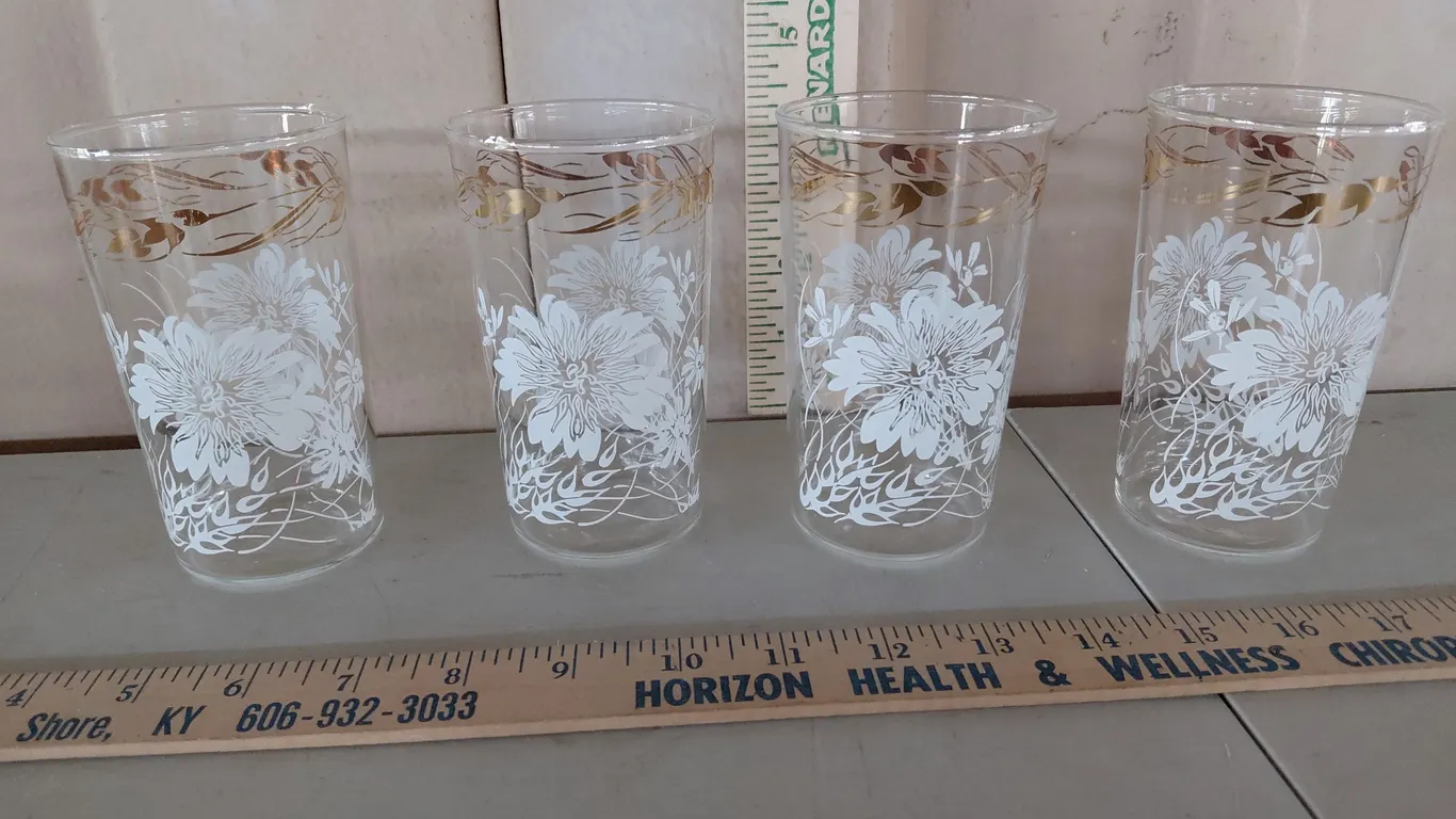 Vintage Federal Glass Gold Wheat & White Flowers Glasses
