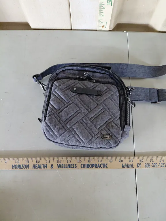 Lug Skeeter Bridge Crossbody Purse, Like New/Lightly Used