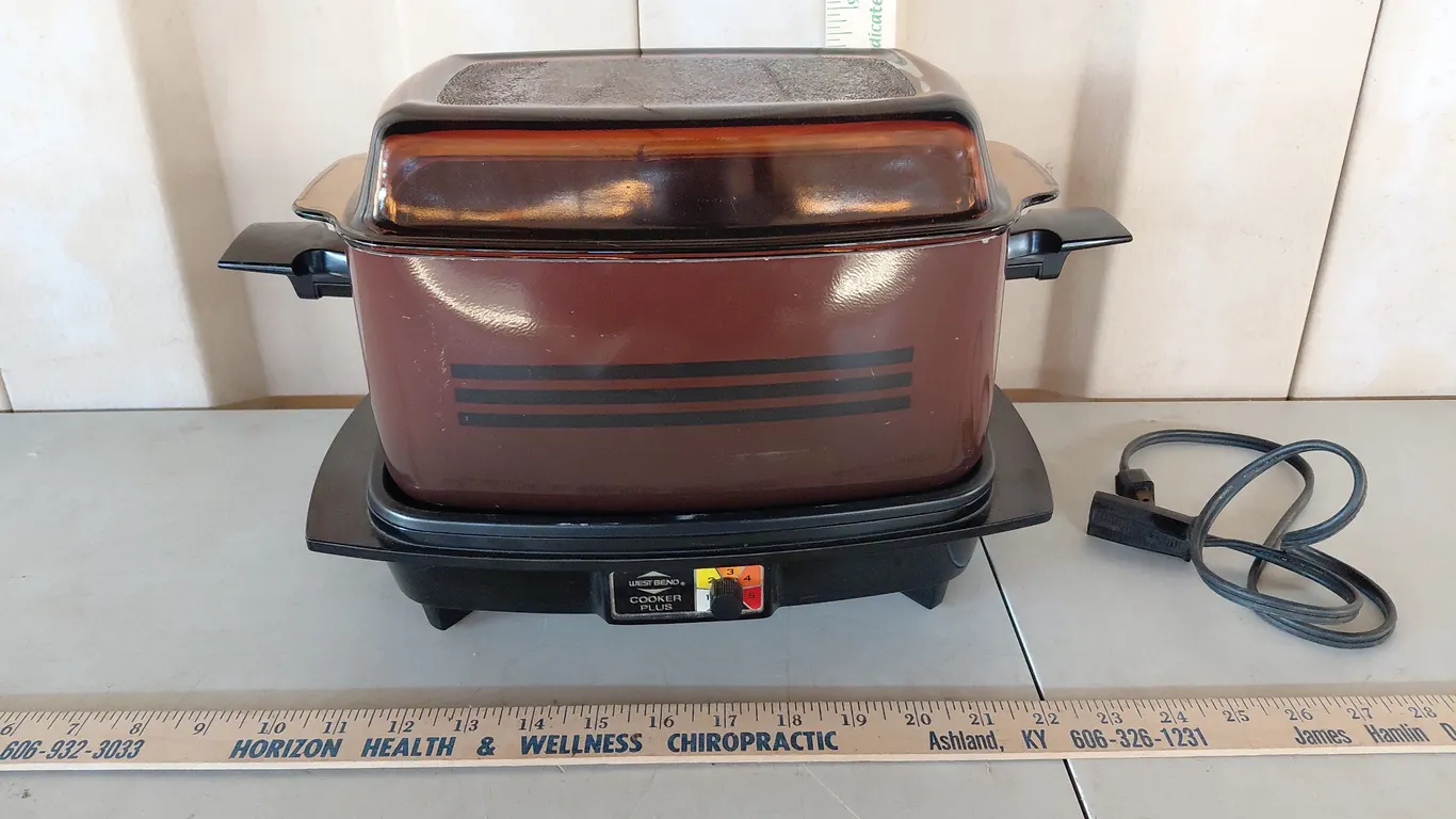 Vintage West Bend Cooker Plus