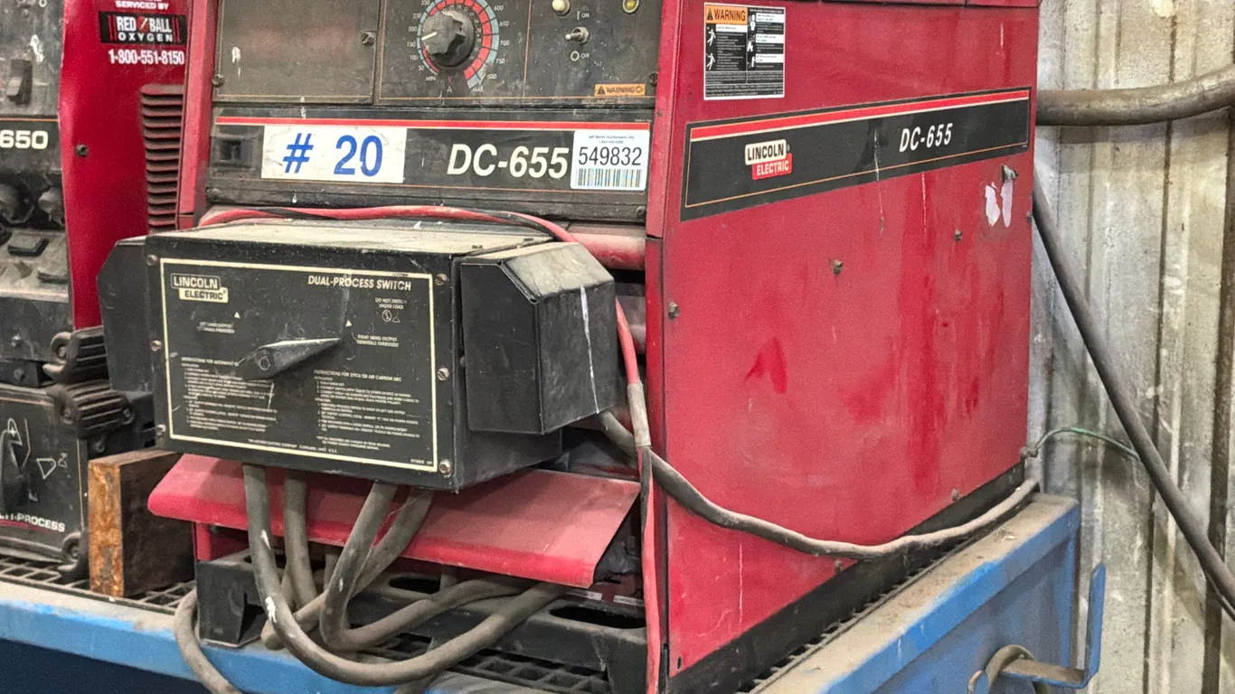 LINCOLN DC-655 650 STATIONARY WELDER