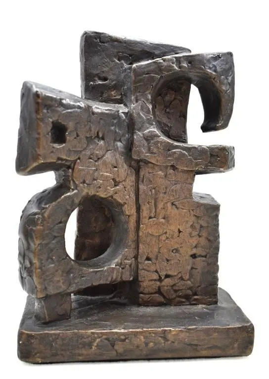 ABSTRACT BRUTALIST METAL SCULPTURE