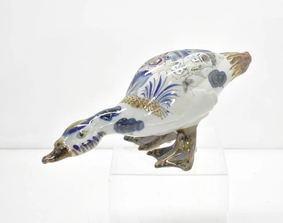 DAVID JARERO, TONALA JALISCO FOLK ART CERAMIC DUCK