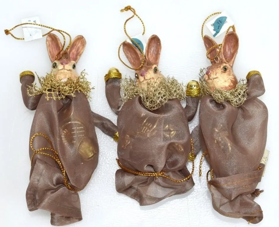 WAYNE KLESKI BUNNY ORNAMENTS