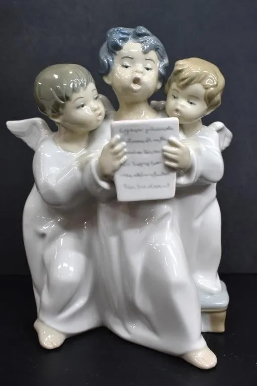 LLADRO "GROUP ANGEL'S" FIGURINE