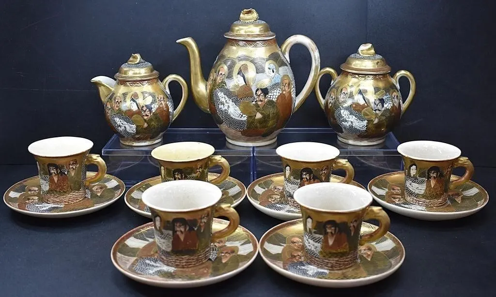 LATE 19TH / E. 20TH CENTURY SATSUMA TEA SET