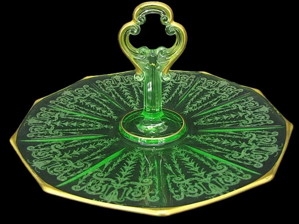 URANIUM ENGRAVED & GILDED DEPRESSION GLASS TRAY