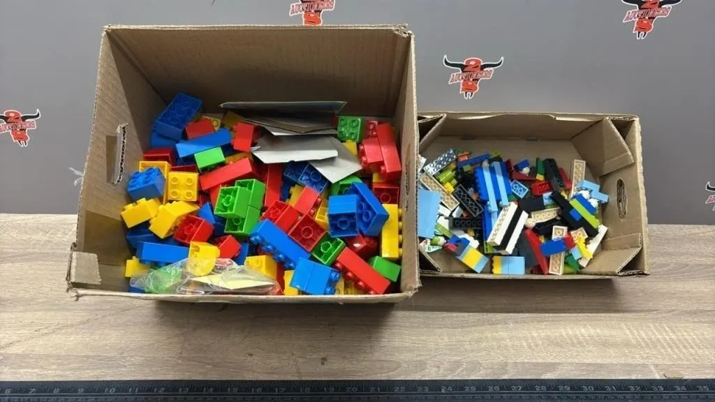Lego Mega Blocks & Asst. Lego.