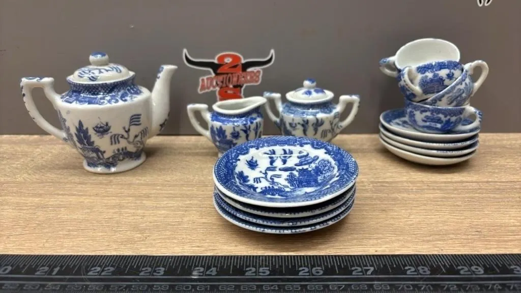 15Pc Mini China Tea Set. Occupied Japan.