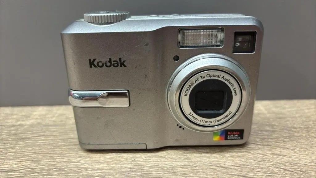 Kodiak 3X Optical Zoom Digital Camera. Untested.