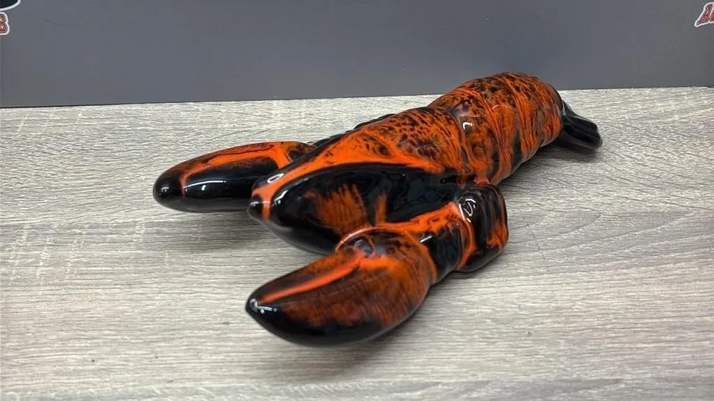 Ceramic 2 Tone 8� Lobster. Unmarked.