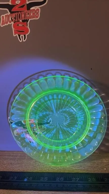 6.5� Uranium Glass Plate. *SC