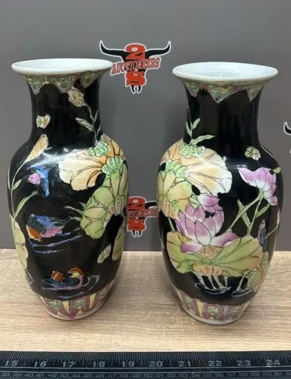 Pair of Chinese 10� Hand Painted Vases. *FC