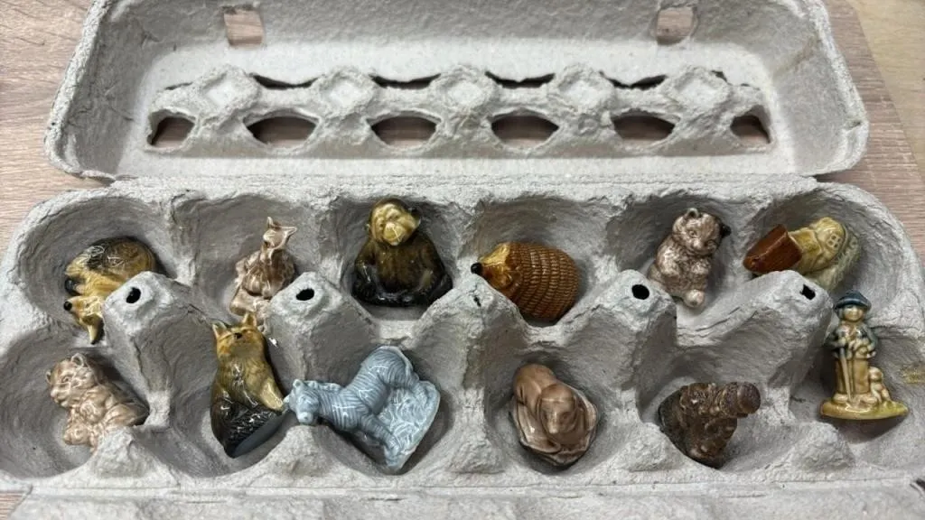 12PC Wade Ceramic Mini Figures.