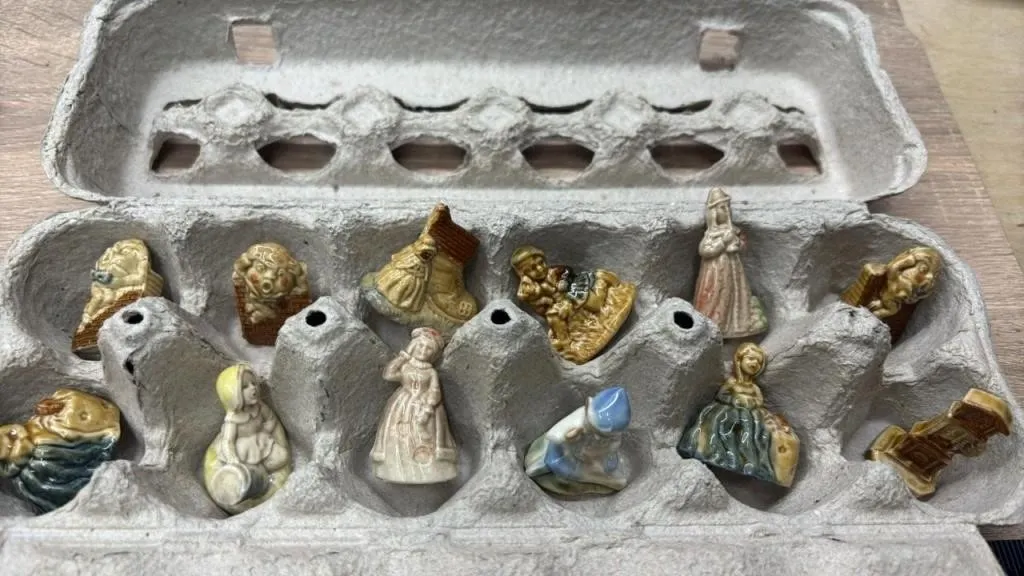 12PC Wade Ceramic Mini Figures.