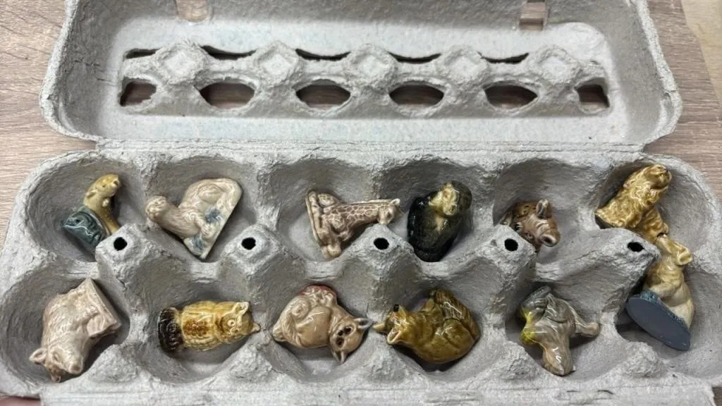 12PC Wade Ceramic Mini Figures.