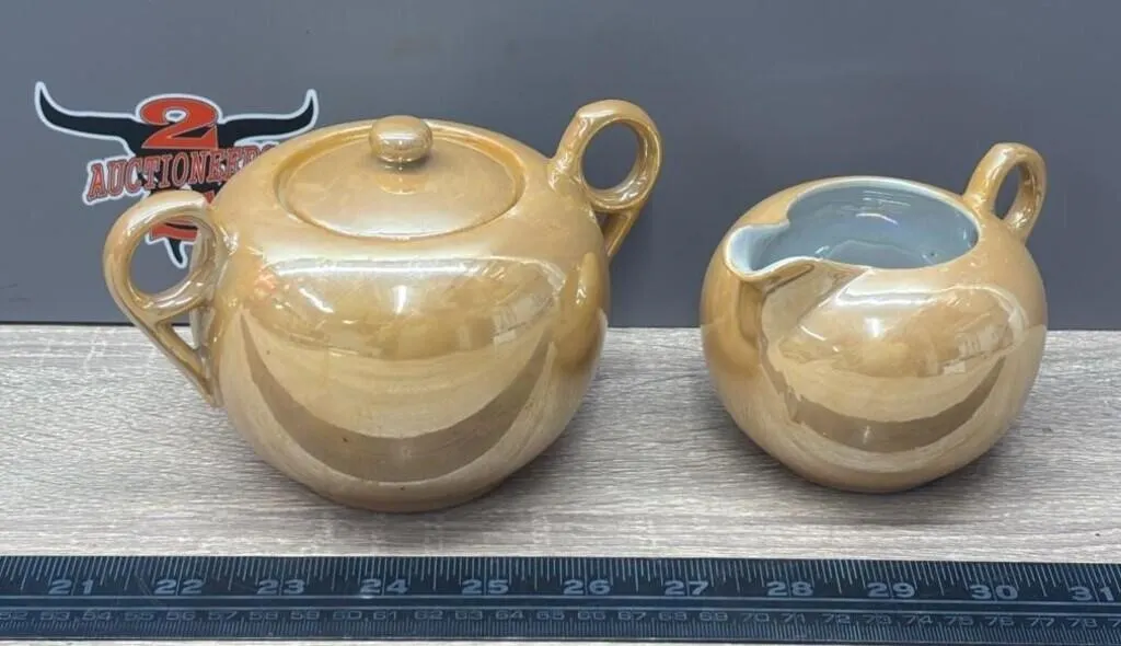 Peach Lusterware Cream & Sugar Set.