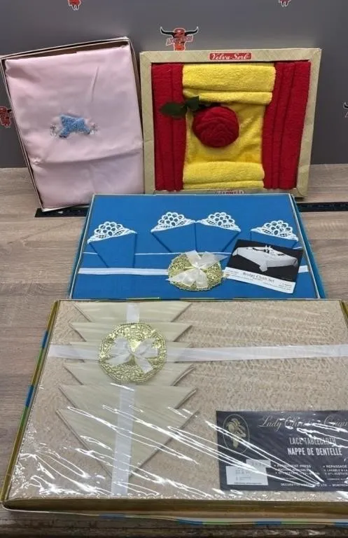 Vintage Table Cloths, Towels & Pillow Case.