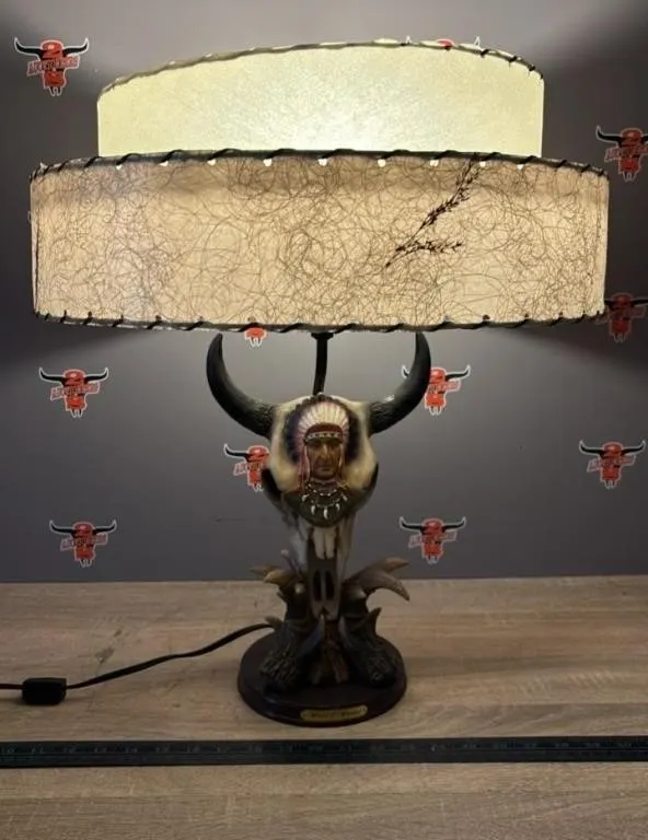 World Of Wonders 22�H Table Lamp. Works.