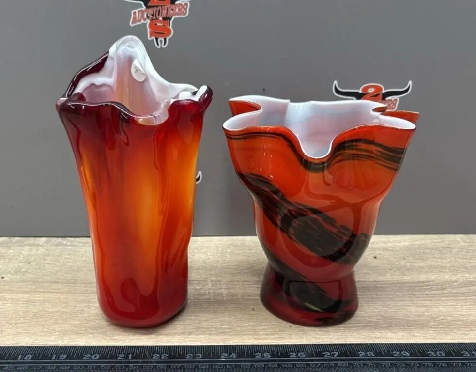 2 Glass Vases w/Ruffled Tops, Tallest is 9".