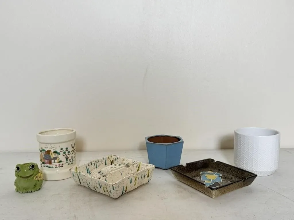 Planters & Vintage Ashtrays