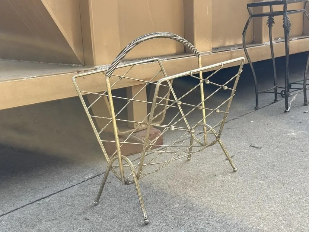 Mid-Century Modern Magazine Rack