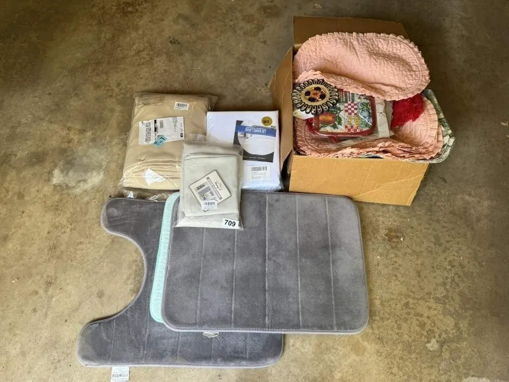 Placemats, Curtains, Duvet Cover & Bath Mats