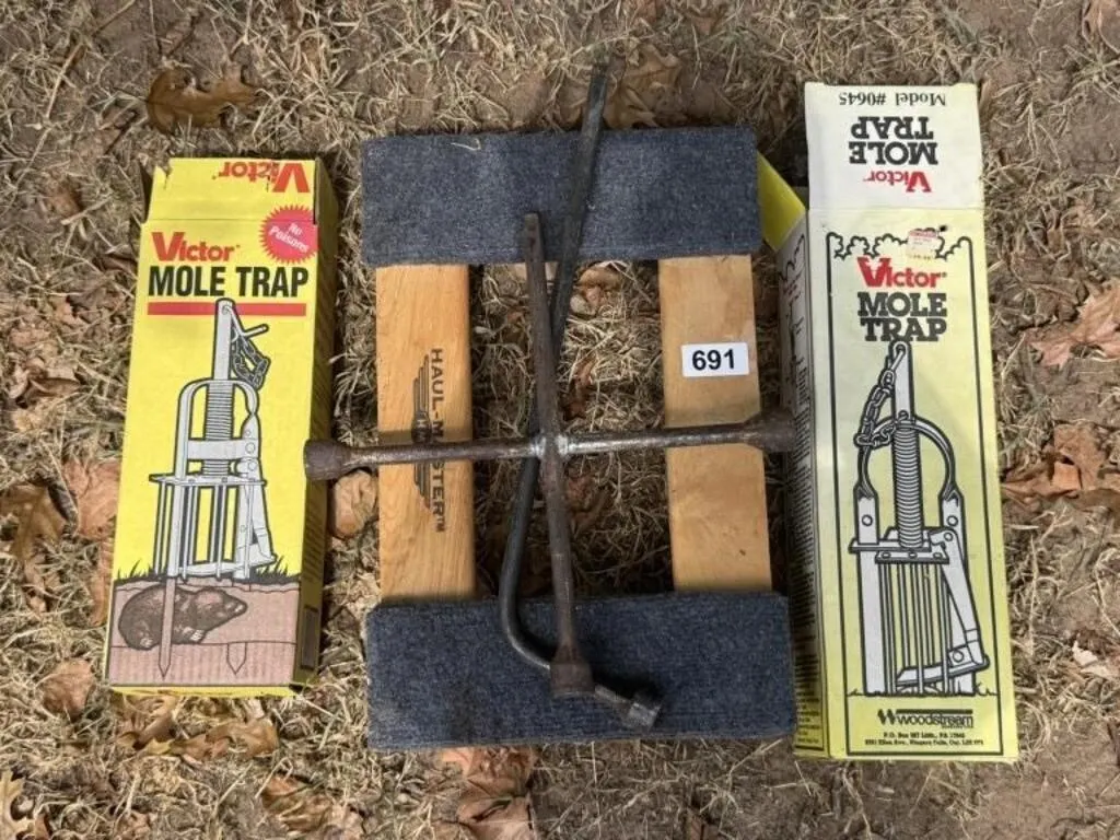 Mole Traps, Dolly & 4-Way Tool