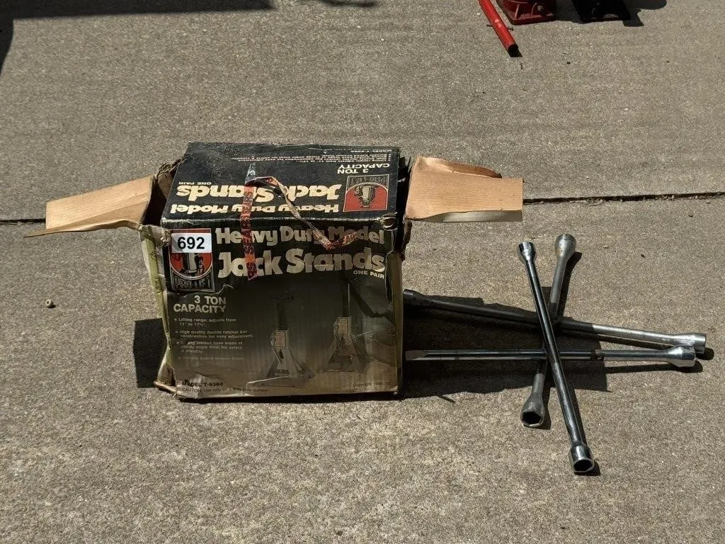 3-Ton Jack Stands & 4-Way Tools