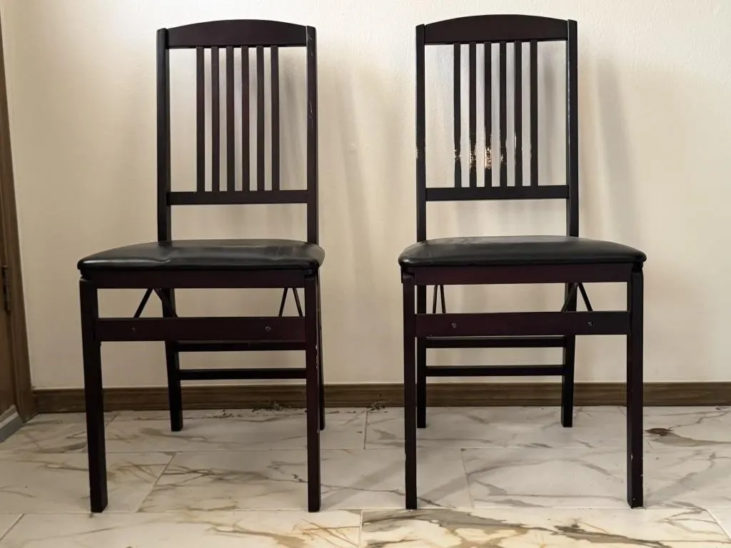 Folding Accent Chairs