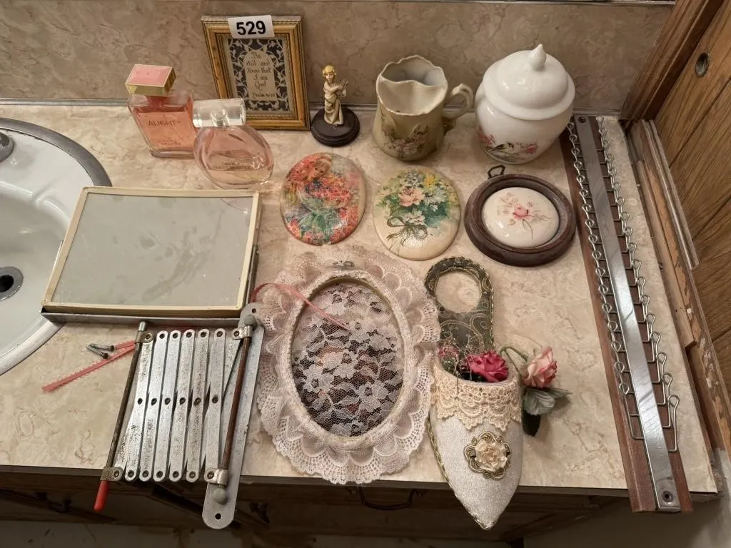 Perfume & Home Decor