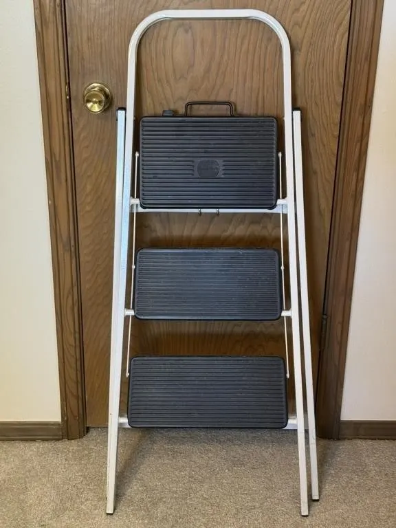 Step Ladder