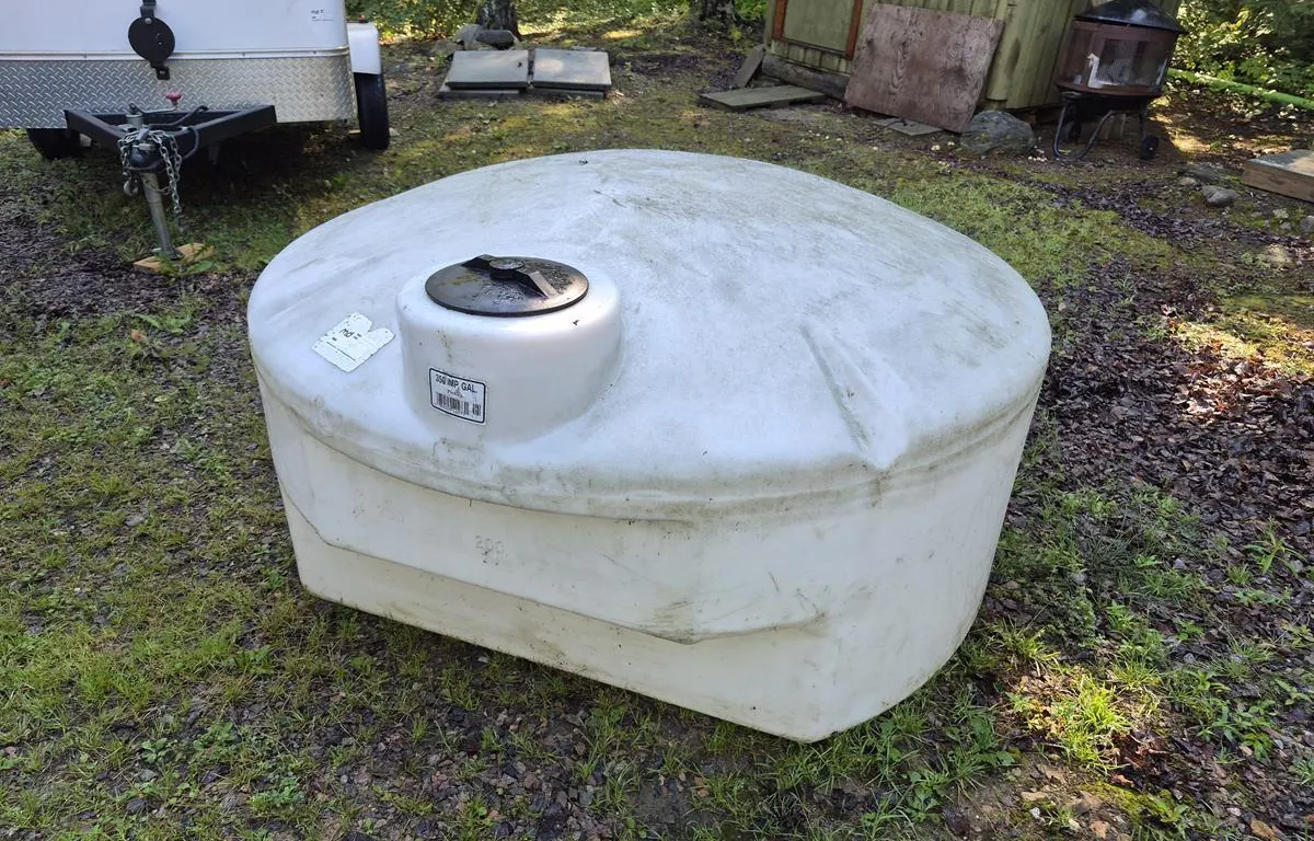 350 Imperial Gallon Poly Pickup Tank
UNRESERVED