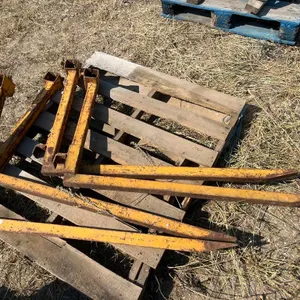 (4) Fork Attachments
 UNRESERVED