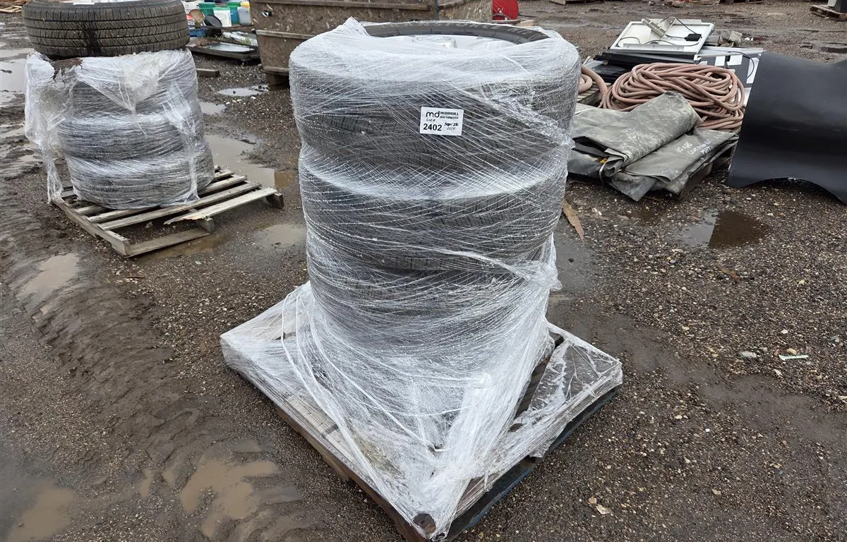 Firestone Transforce HT2 Commercial Tires w/ Rims
UNRESERVED