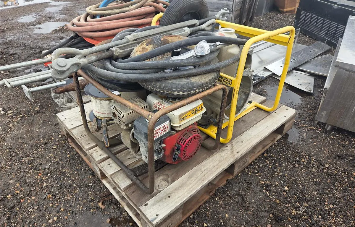 (2) Pumps, Wheels, Hoses & More
UNRESERVED