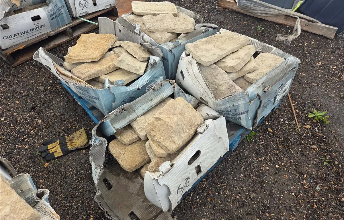 (4) Creative Mines Limestone Cartons
UNRESERVED