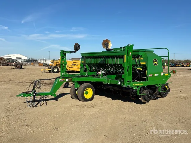 2022 John Deere 1590 15 ft Seed Drill